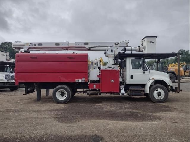 Image of International Durastar 4300 equipment image 2