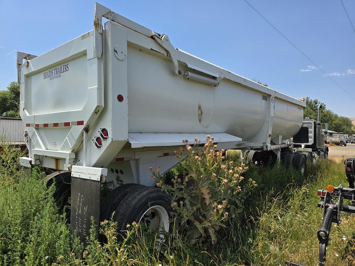 2017 Brazos Undetermined Equipment Image0