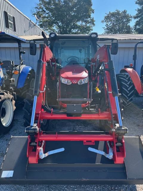 Image of Massey Ferguson 4709 equipment image 1