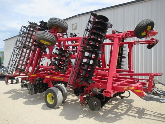Image of Sunflower 6830 equipment image 3