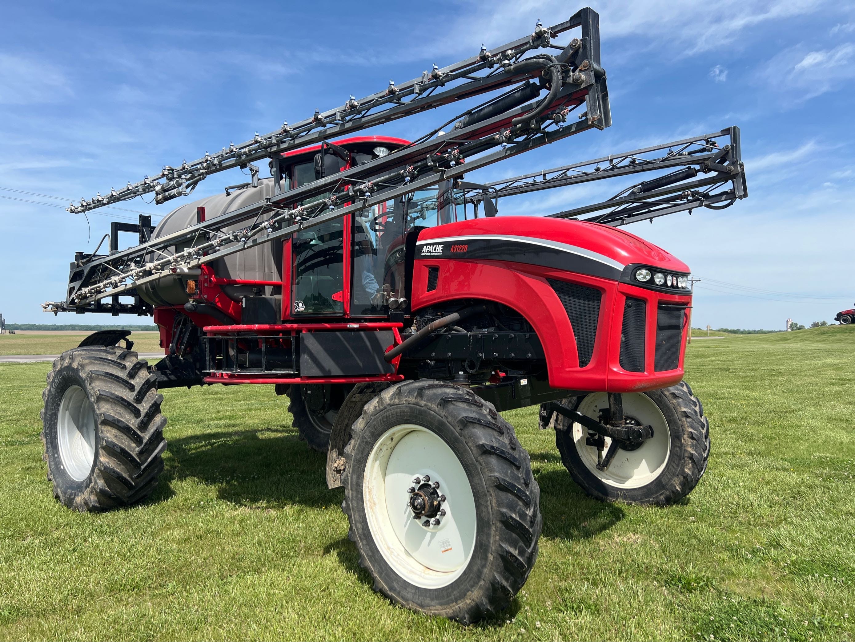 Main image Apache AS1220