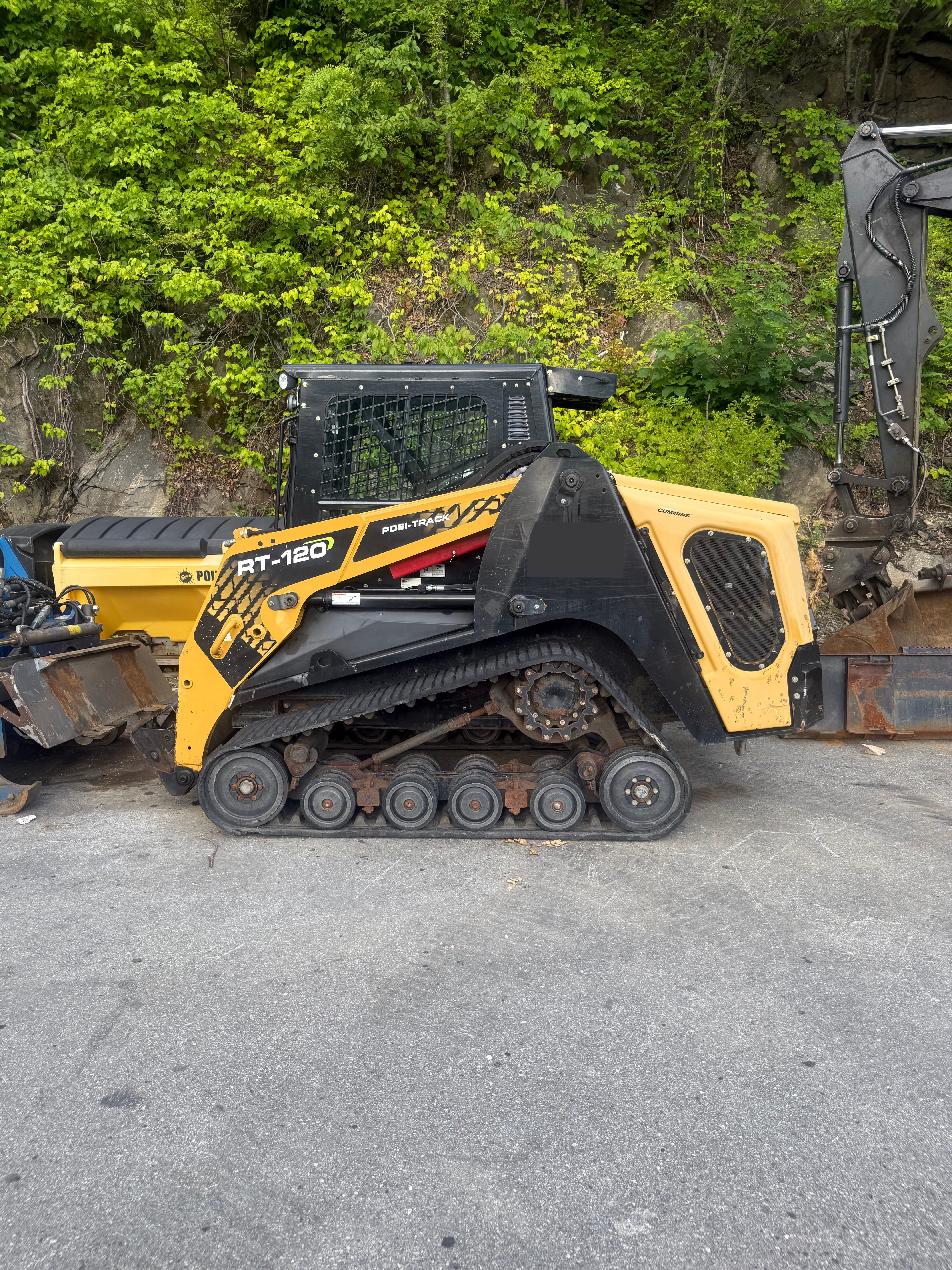 2017 ASV Posi-Track RT120 Equipment Image0