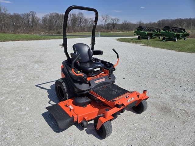 Image of Bad Boy Maverick equipment image 2