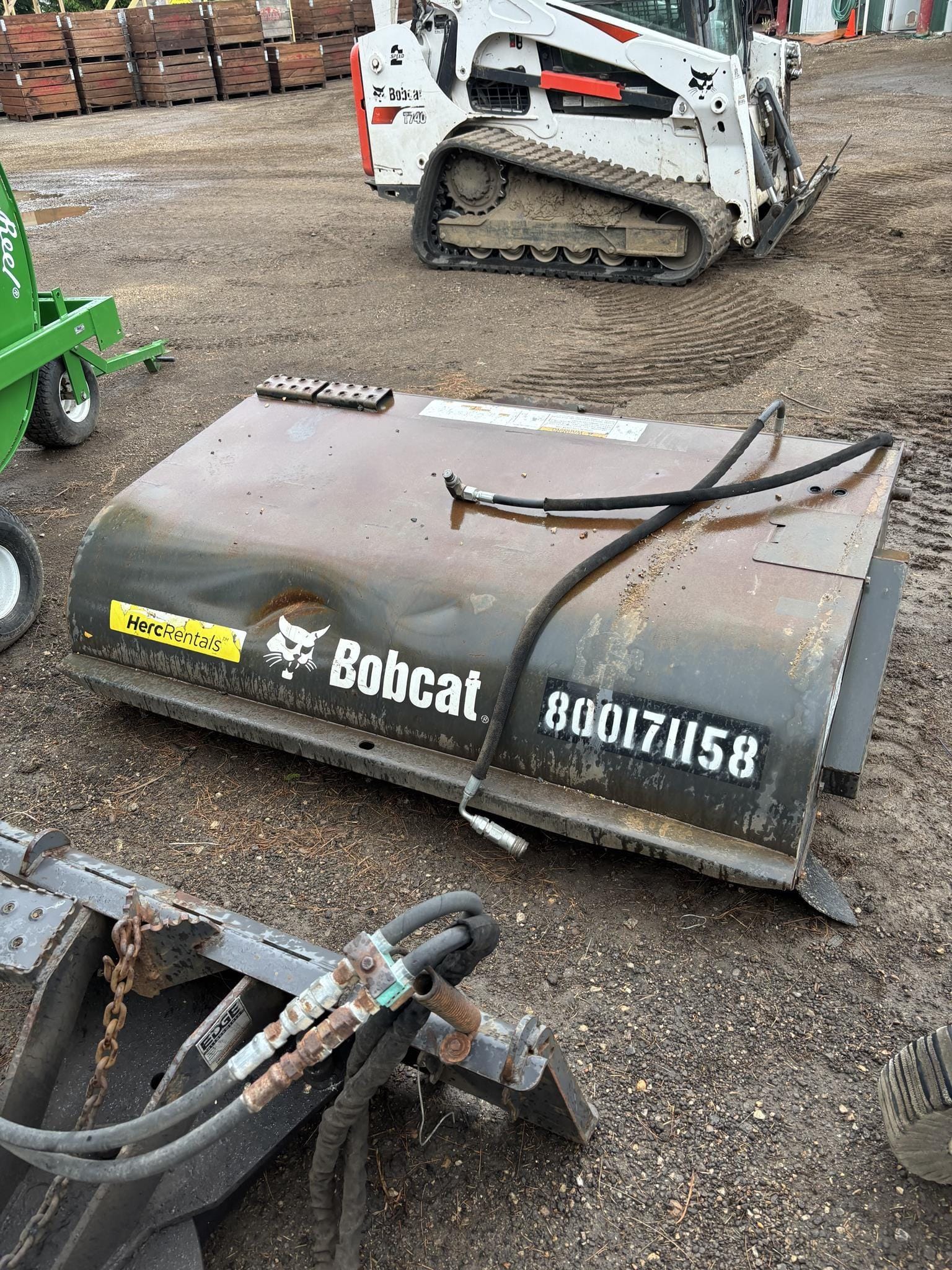 2017 Bobcat 72 Sweeper Equipment Image0