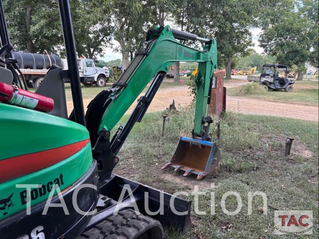 Image of Bobcat E26 equipment image 4