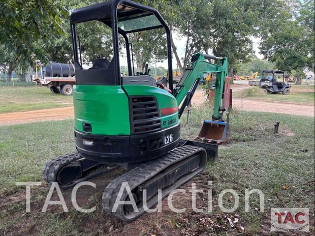 Image of Bobcat E26 equipment image 3