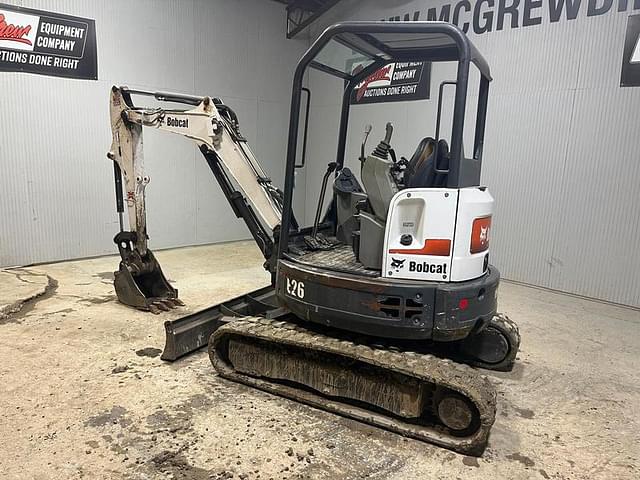 Image of Bobcat E26 equipment image 2
