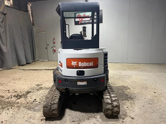Image of Bobcat E26 equipment image 3