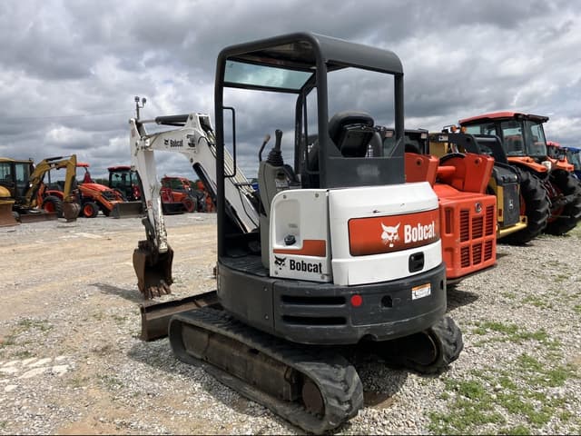 Image of Bobcat E32 equipment image 3