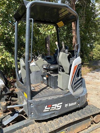 Image of Bobcat E35 equipment image 1