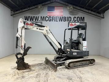 Main image Bobcat E35