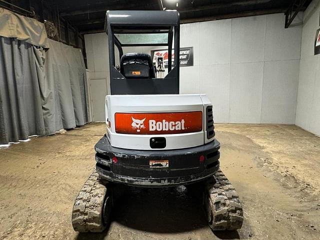 Image of Bobcat E35 equipment image 3