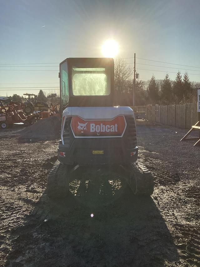 Image of Bobcat E35i equipment image 3