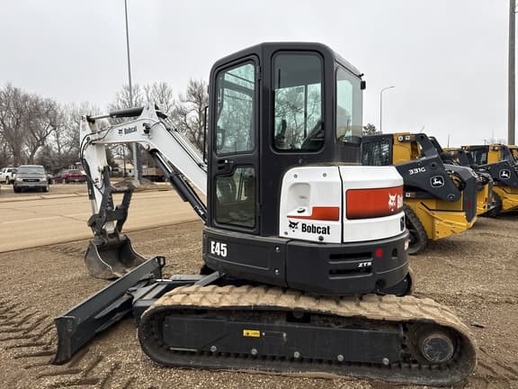 Image of Bobcat E45 equipment image 1