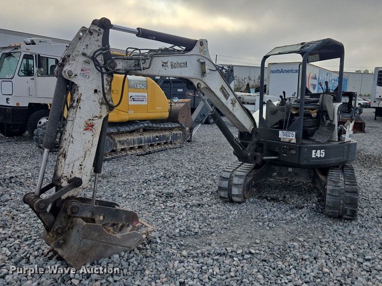 2017 Bobcat E45 Equipment Image0