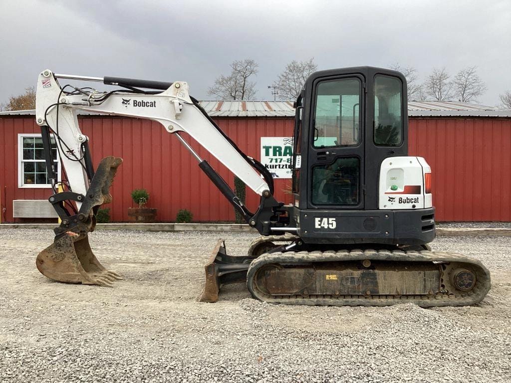 Main image Bobcat E45
