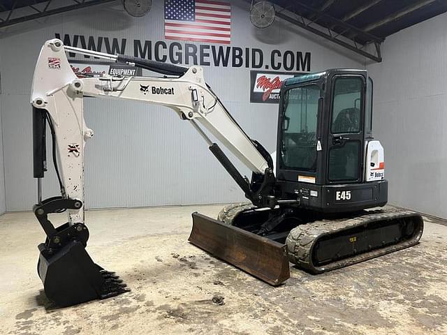 Image of Bobcat E45 equipment image 1