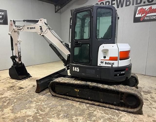 Image of Bobcat E45 equipment image 2