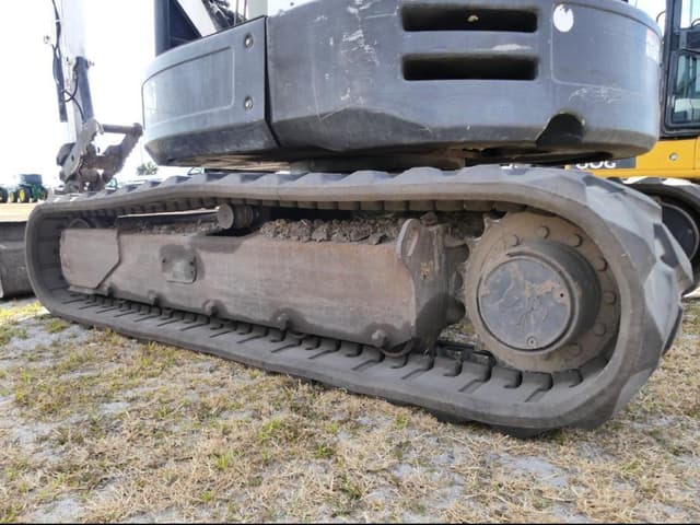 Image of Bobcat E50 equipment image 3