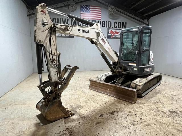 Image of Bobcat E50 equipment image 1