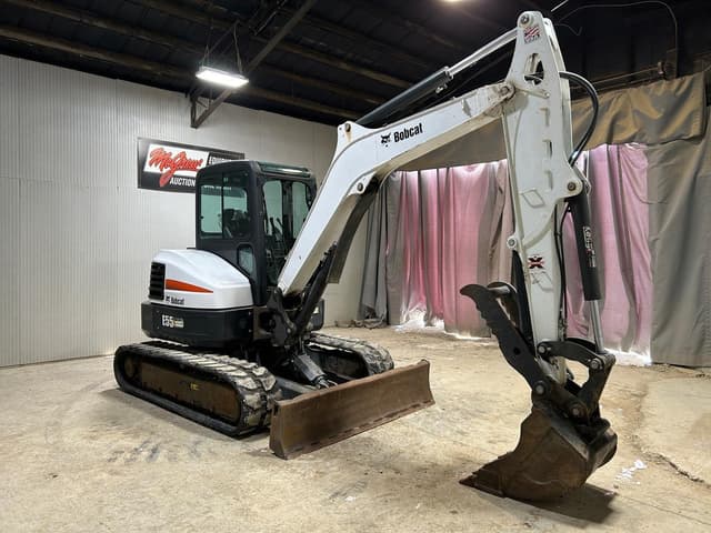 Image of Bobcat E55 equipment image 4