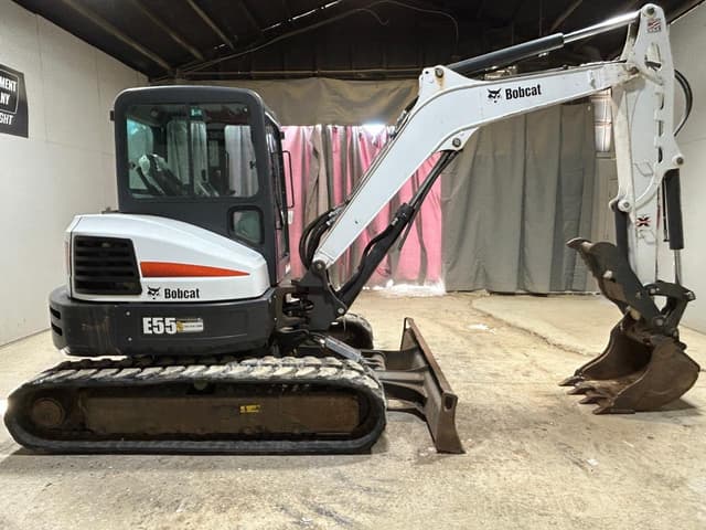 Image of Bobcat E55 equipment image 3