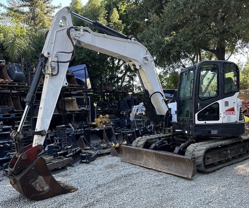 2017 Bobcat E85 Equipment Image0