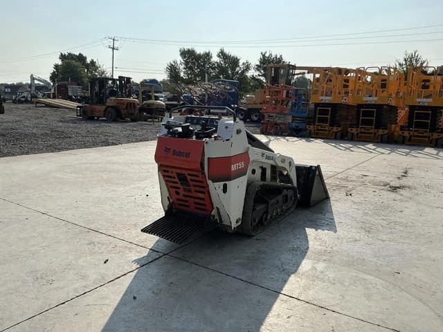 Image of Bobcat MT55 equipment image 3