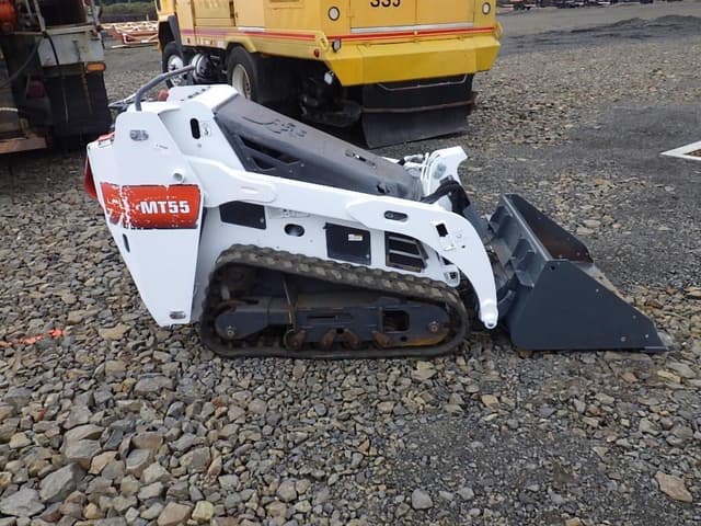 Image of Bobcat MT55 equipment image 3