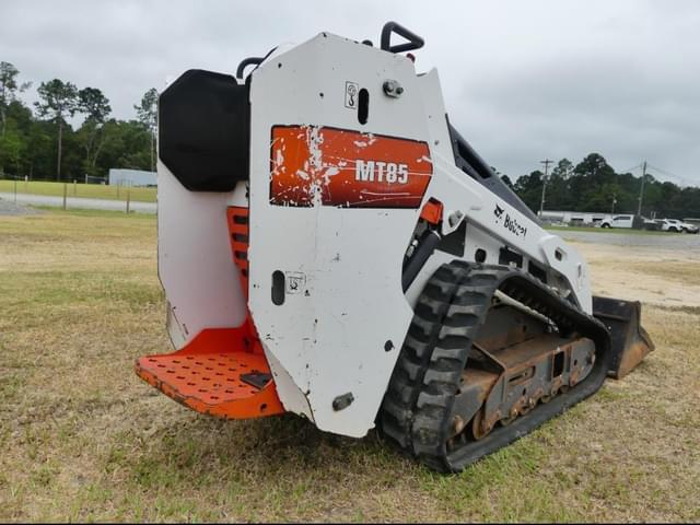 Image of Bobcat MT85 equipment image 2