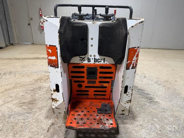Image of Bobcat MT85 equipment image 3