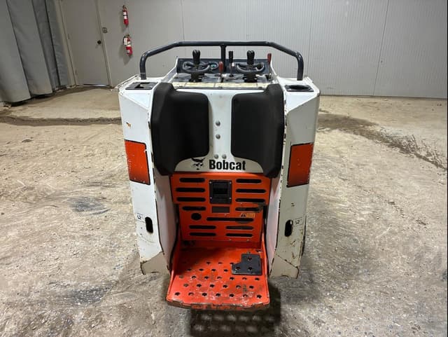 Image of Bobcat MT85 equipment image 4