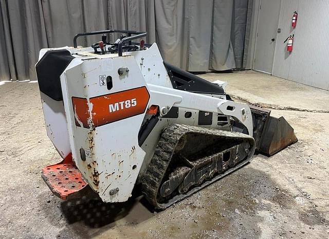 Image of Bobcat MT85 equipment image 4