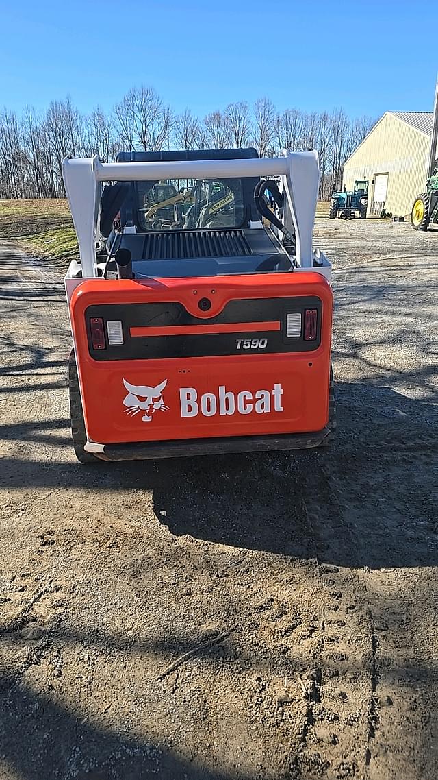 Image of Bobcat T590 equipment image 3