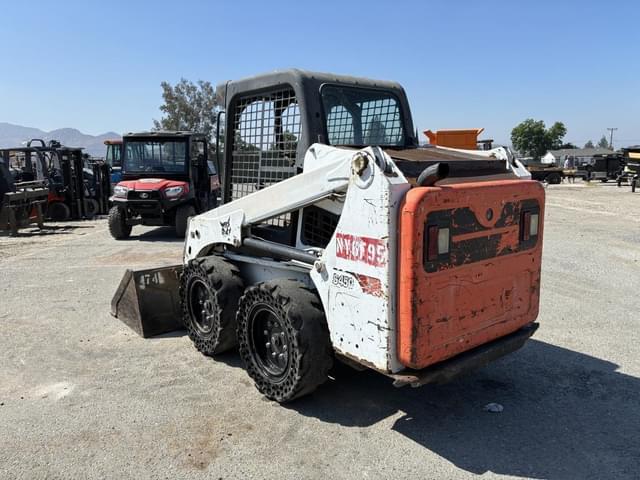 Image of Bobcat S450 equipment image 3