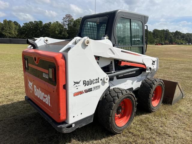 Image of Bobcat S550 equipment image 4