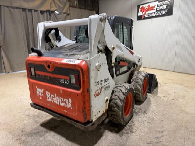 Image of Bobcat S570 equipment image 4