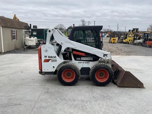 Image of Bobcat S570 equipment image 4
