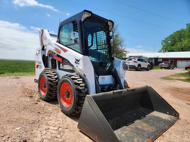 Image of Bobcat S570 equipment image 3
