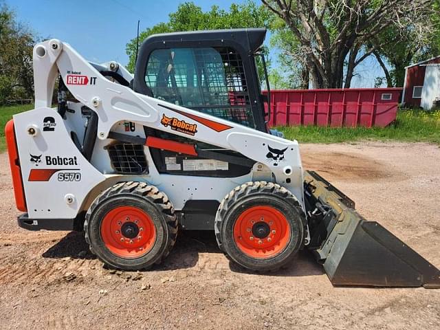 Image of Bobcat S570 equipment image 2