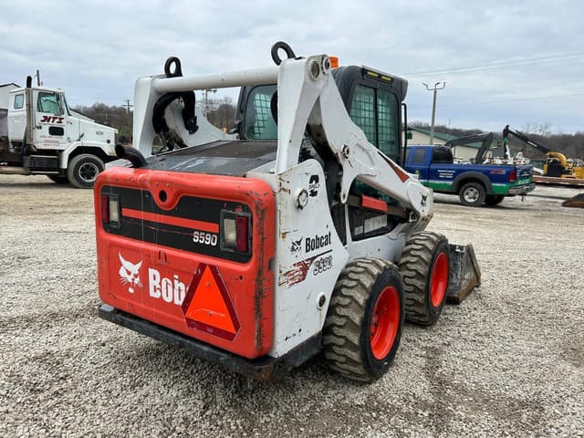 Image of Bobcat S590 equipment image 3