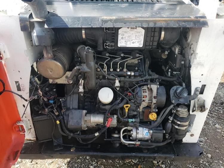 Main image Bobcat S590 14