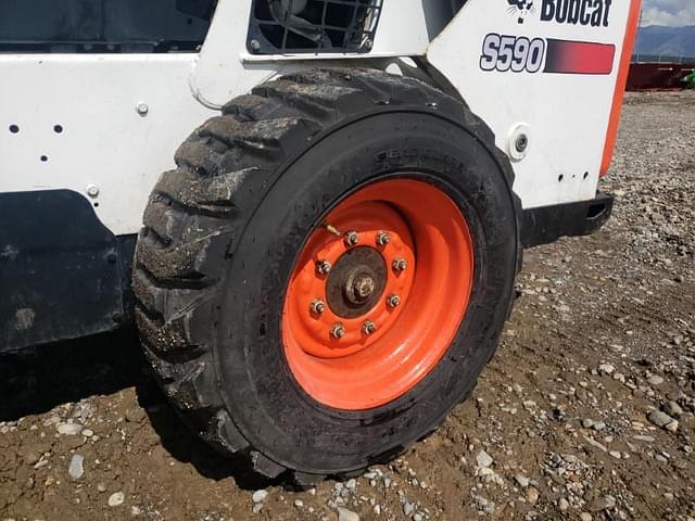 Thumbnail image Bobcat S590 25