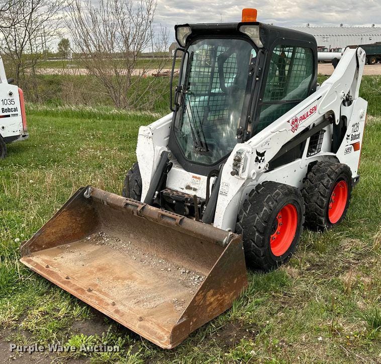 Main image Bobcat S590