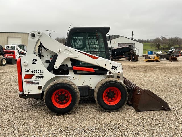 Image of Bobcat S650 equipment image 4