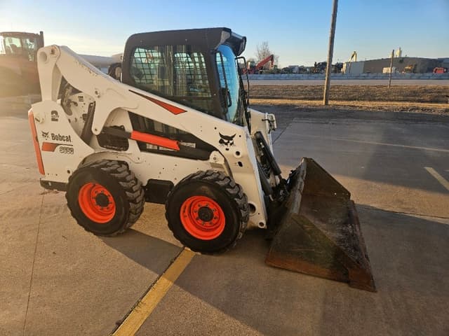 Image of Bobcat S650 equipment image 4