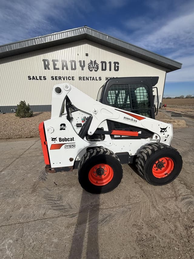 Image of Bobcat S650 equipment image 2