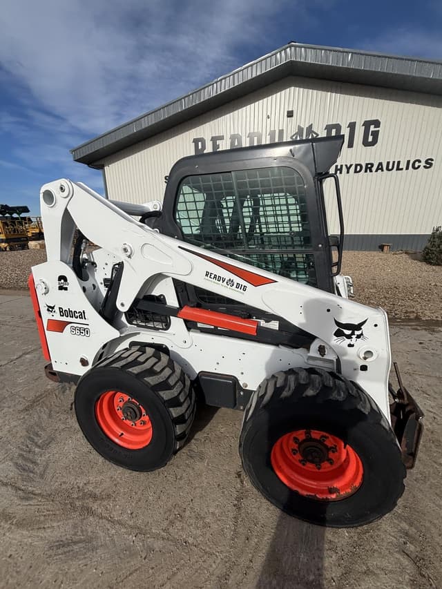 Image of Bobcat S650 equipment image 4