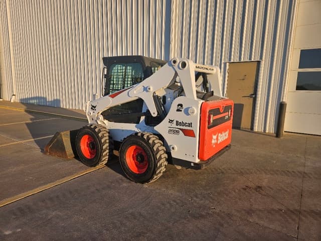 Image of Bobcat S650 equipment image 2