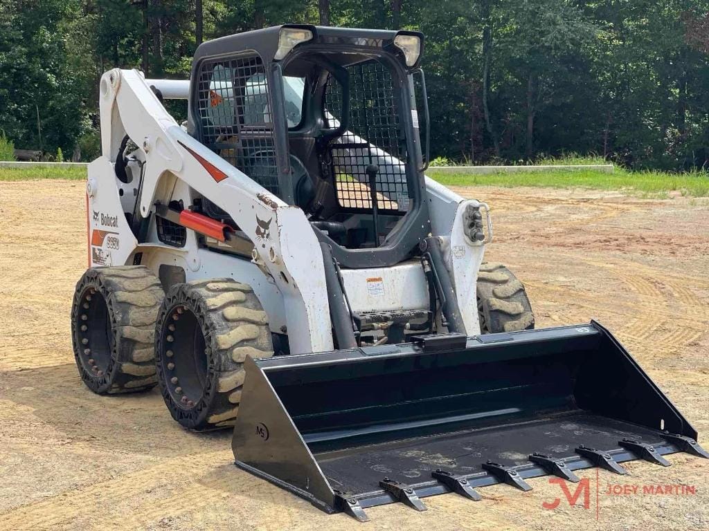 2017 Bobcat S650 Equipment Image0